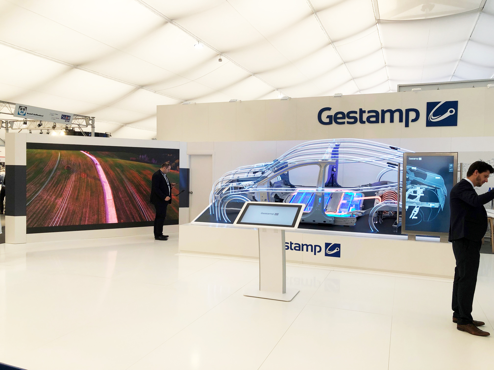 Licüid Lab desarrolla el stand de Gestamp en IZB18
